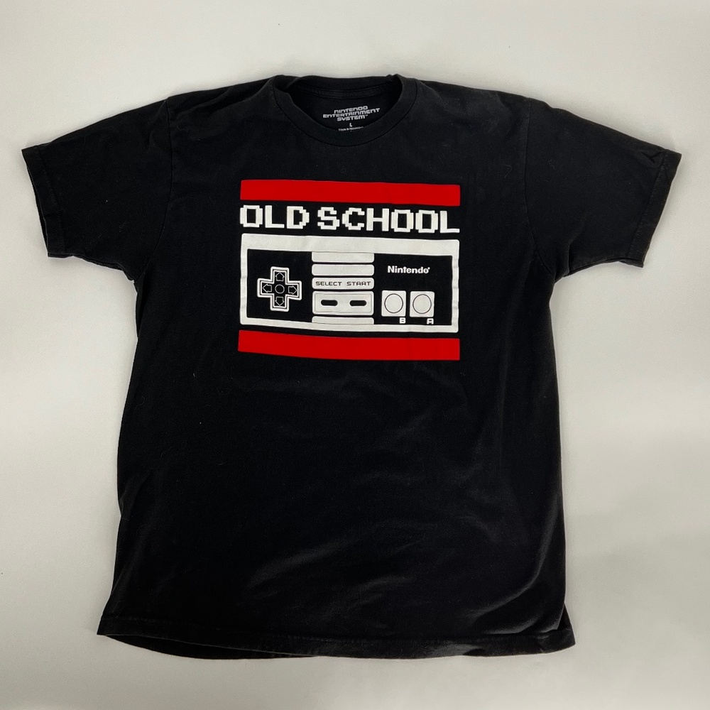 Old School Nintendo Black T-Shirt L
